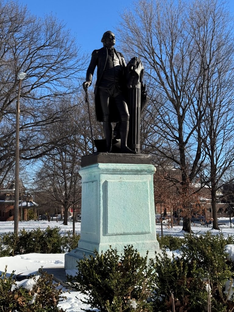 George Washington statue in St. Louis, Missouri