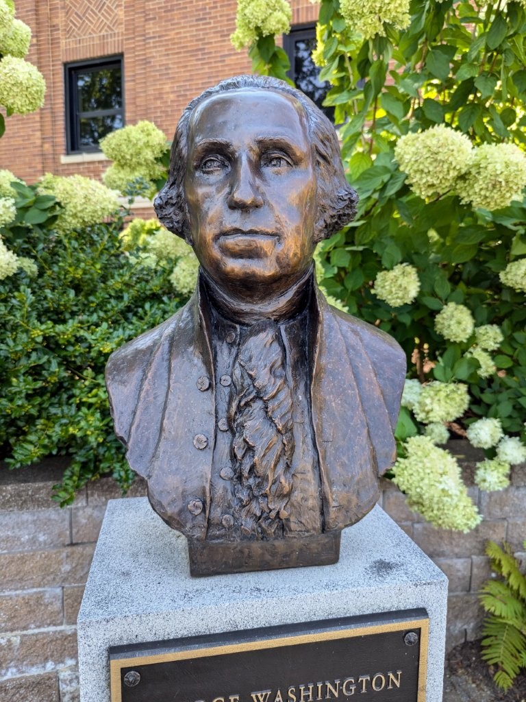 George Washington monument in Washington, Missouri
